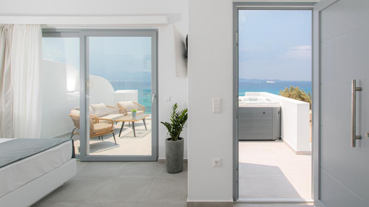 Seanfinity Beachfront Suites Мікрі-Віґла Екстер'єр фото
