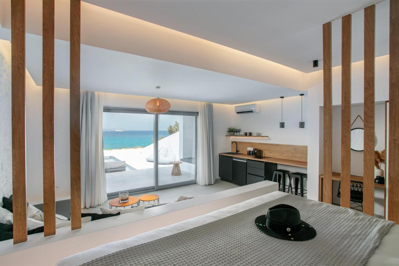 Seanfinity Beachfront Suites Мікрі-Віґла Екстер'єр фото