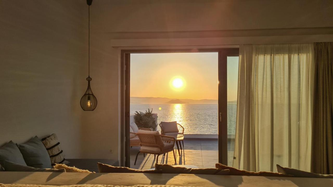 Seanfinity Beachfront Suites Мікрі-Віґла Екстер'єр фото