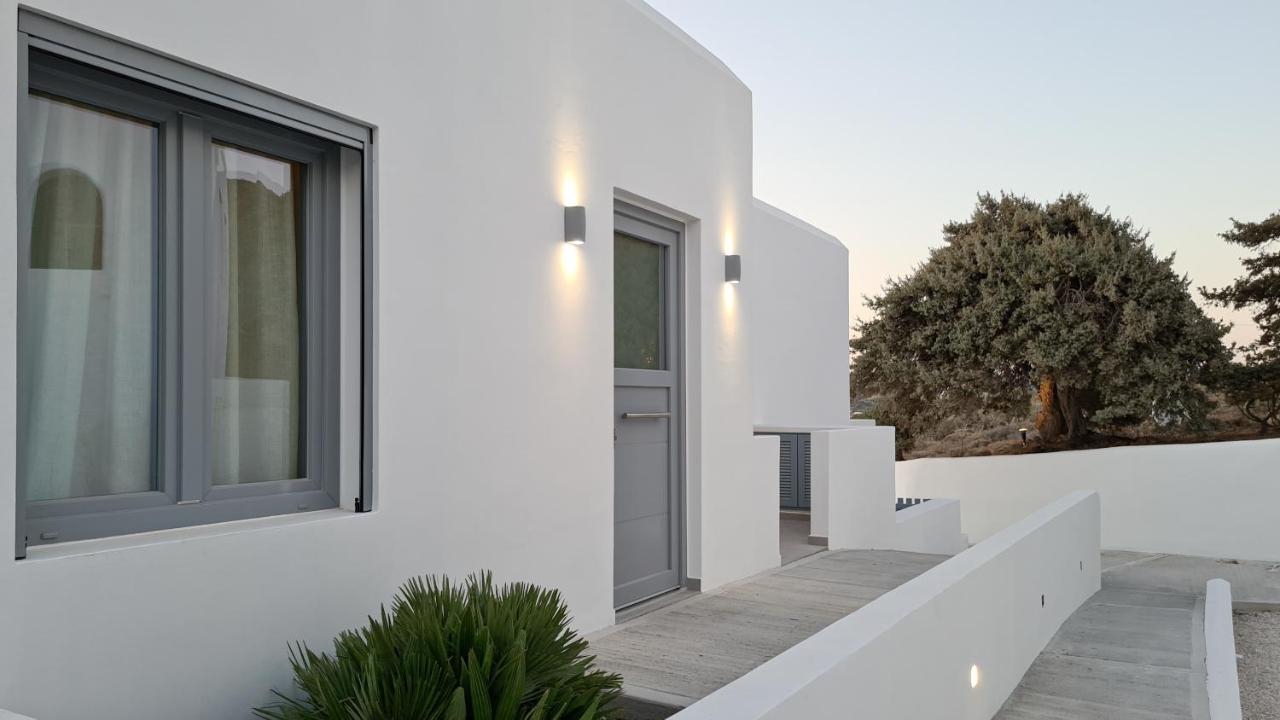 Seanfinity Beachfront Suites Мікрі-Віґла Екстер'єр фото