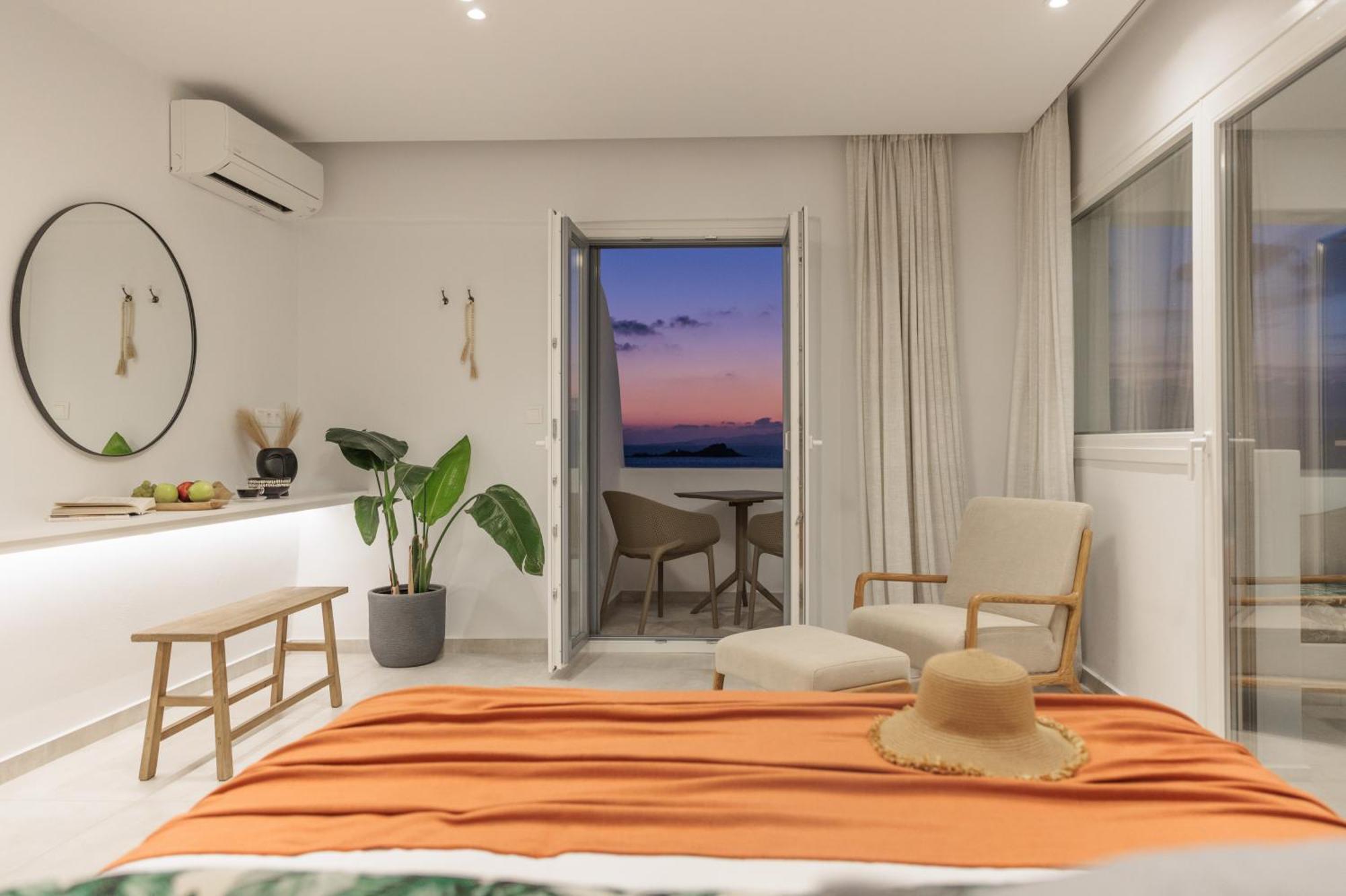 Seanfinity Beachfront Suites Мікрі-Віґла Екстер'єр фото
