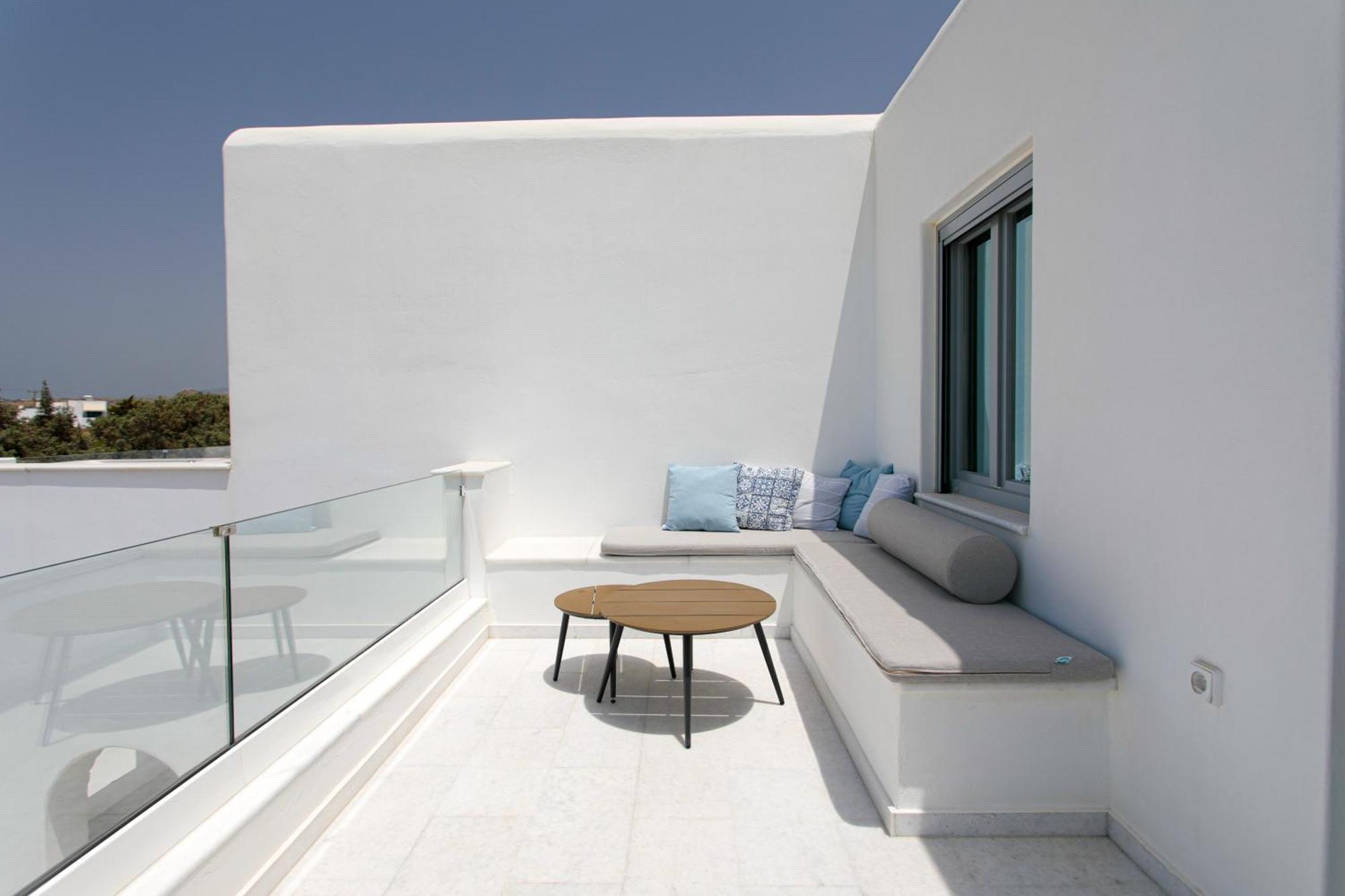 Seanfinity Beachfront Suites Мікрі-Віґла Номер фото