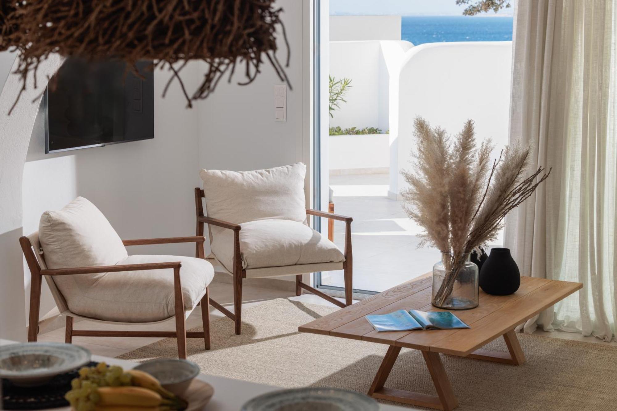Seanfinity Beachfront Suites Мікрі-Віґла Номер фото